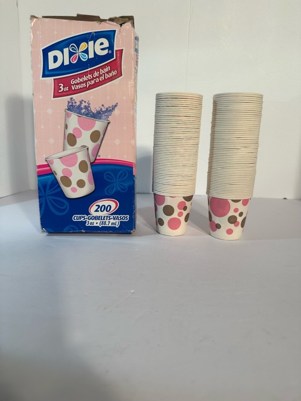 Dixie 3 oz Paper Bath Cups Pink Polka Dots 2008 Discontinued‎ 116 Cups Open Box
